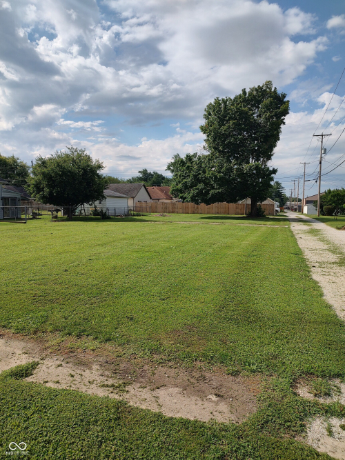 Listing Image 3