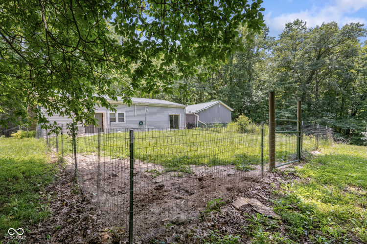 Listing Image 23
