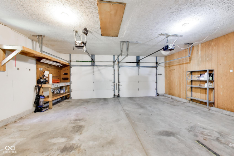 Listing Image 36