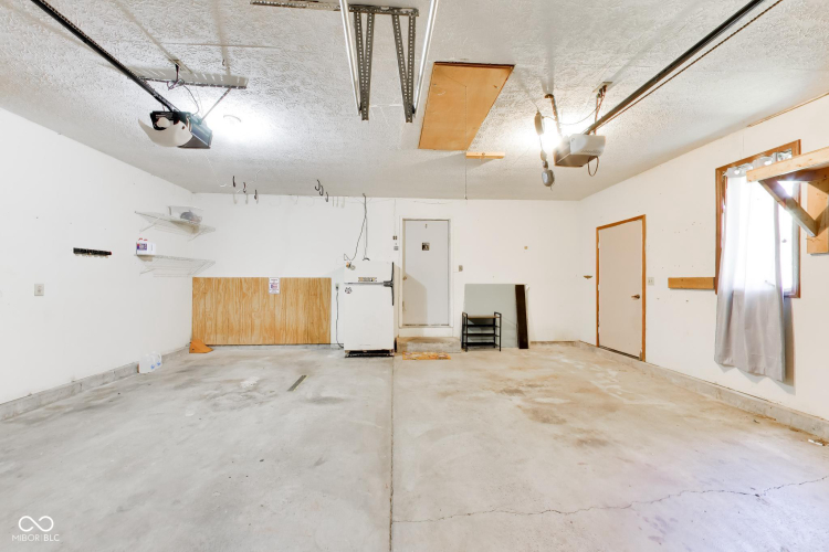 Listing Image 37