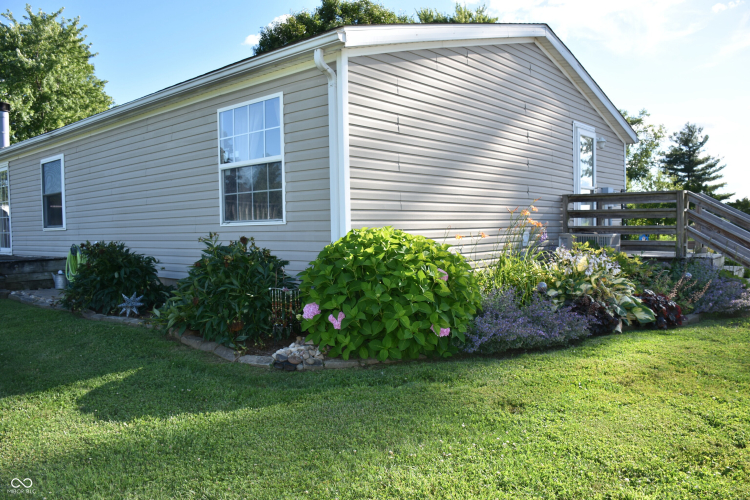 Listing Image 44