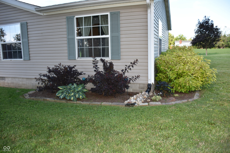 Listing Image 48