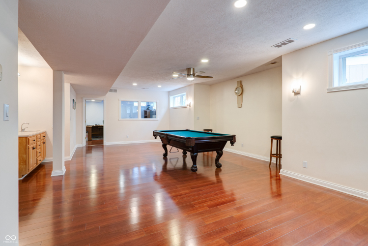Listing Image 87
