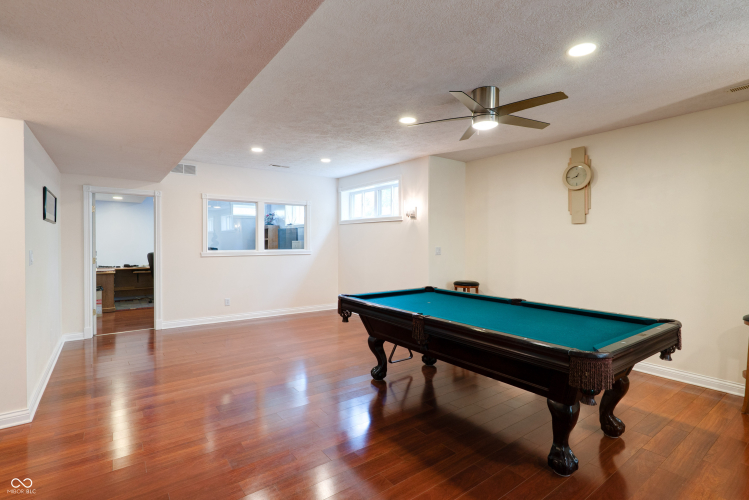 Listing Image 89