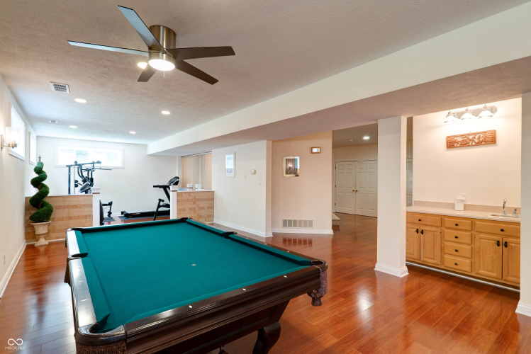 Listing Image 91