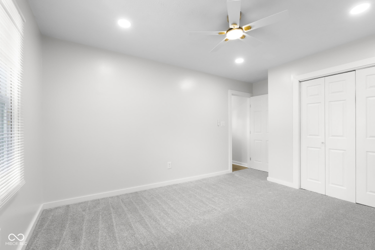 Listing Image 37