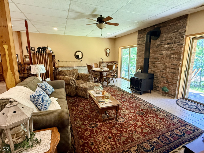 Listing Image 18