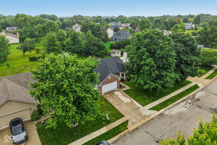 Listing Image 44