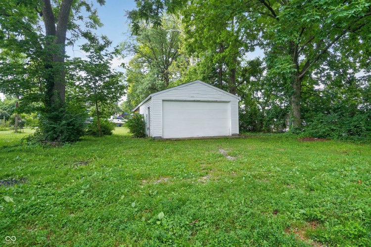 Listing Image 20