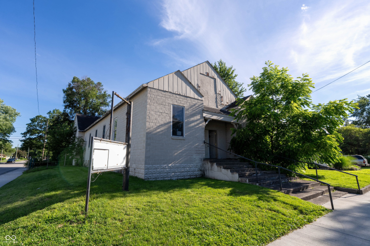 Listing Image 27
