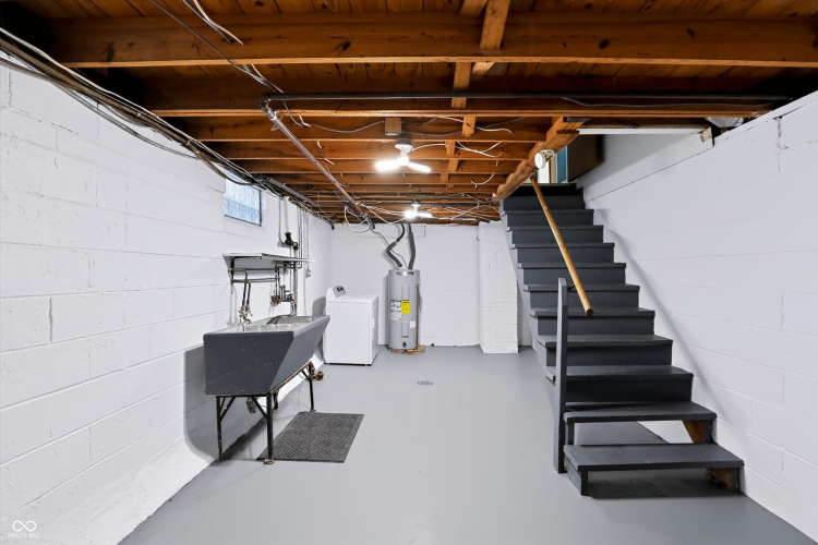Listing Image 32