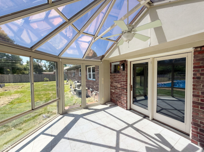 Listing Image 17