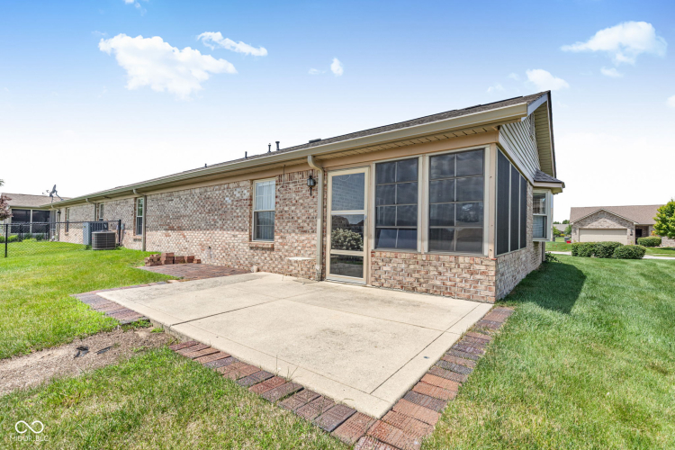 Listing Image 24