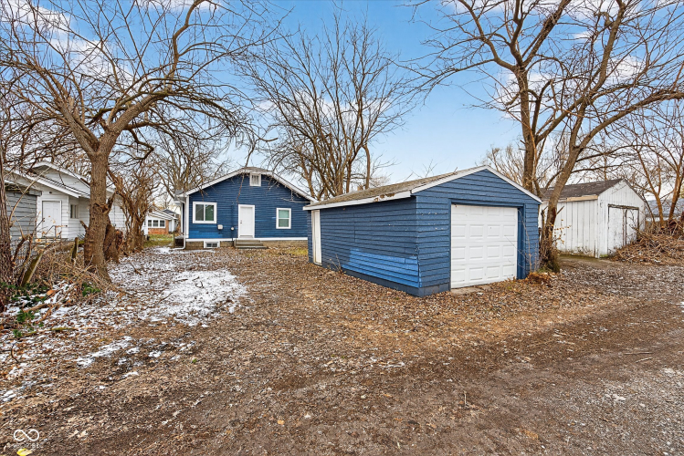 Listing Image 30