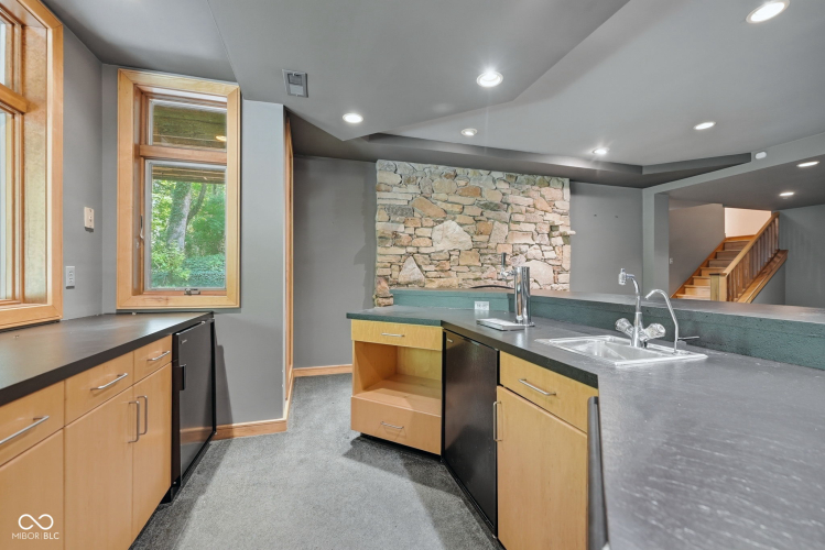 Listing Image 55