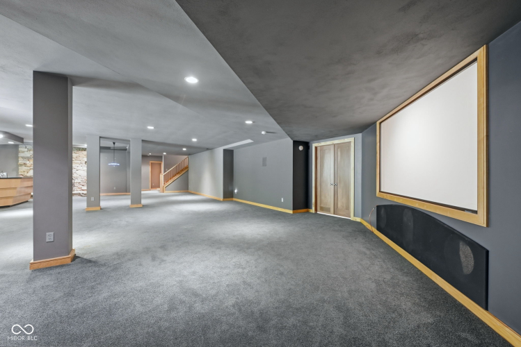 Listing Image 59