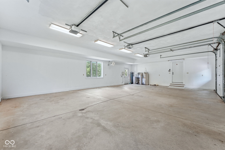 Listing Image 64