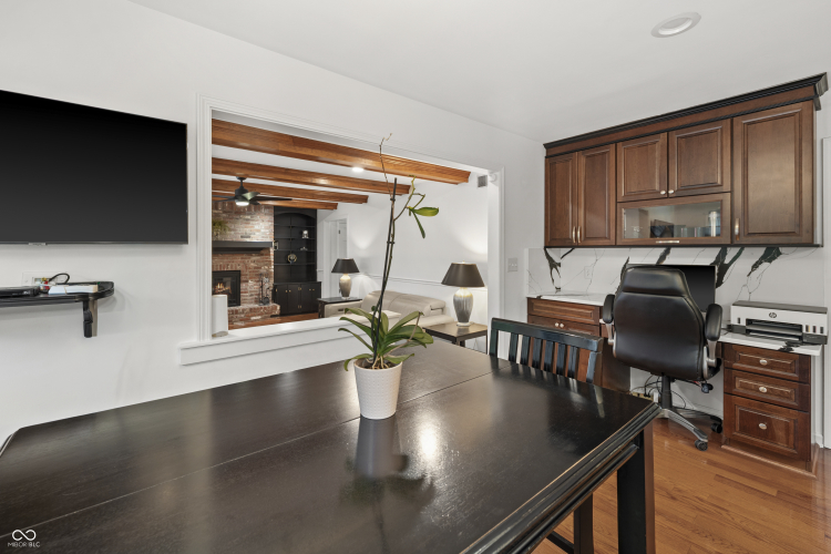 Listing Image 22