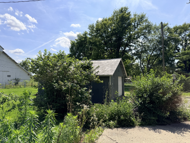 Listing Image 14
