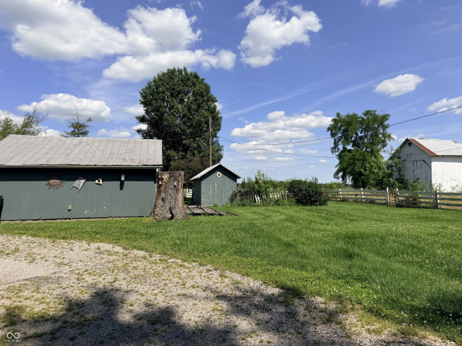 Listing Image 21