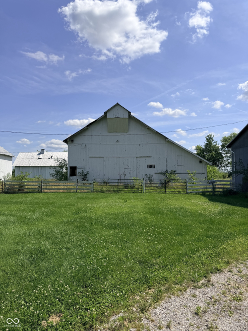 Listing Image 36