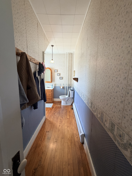 Listing Image 45