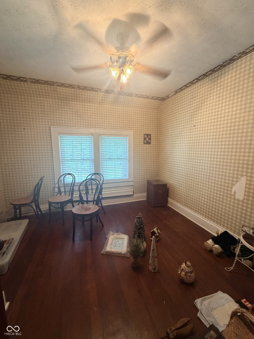 Listing Image 63