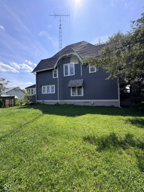 Listing Image 10