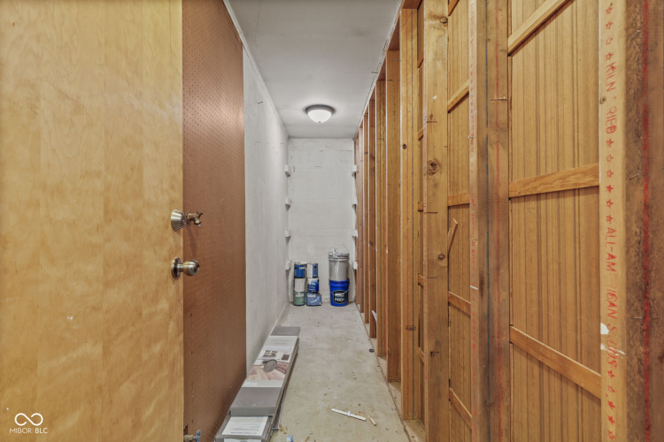 Listing Image 34