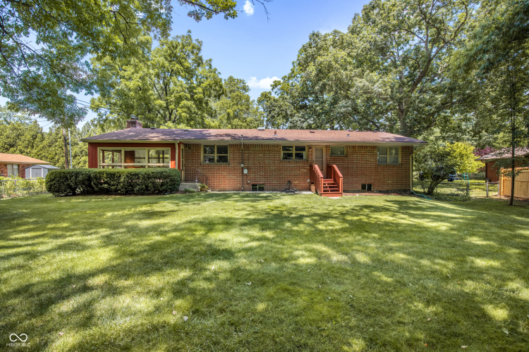 Listing Image 52