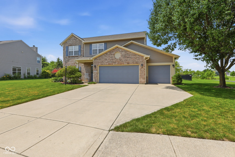 Listing Image 16