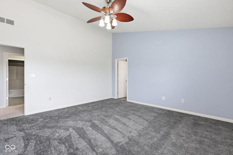 Listing Image 52