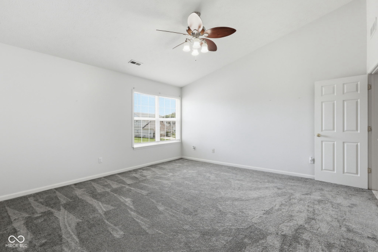 Listing Image 53