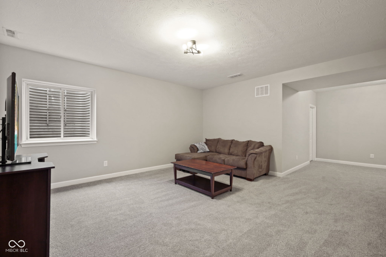 Listing Image 30