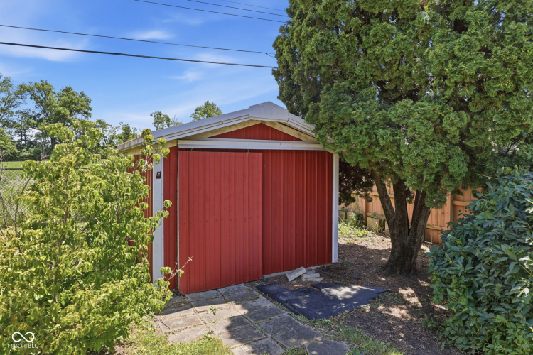 Listing Image 43