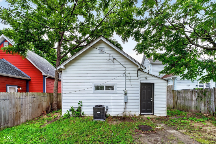 Listing Image 29