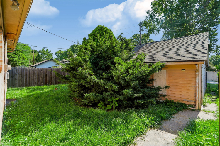 Listing Image 14