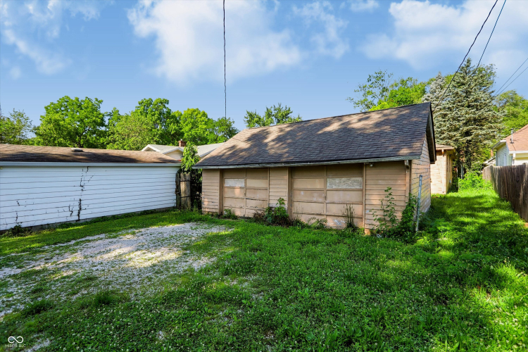 Listing Image 15