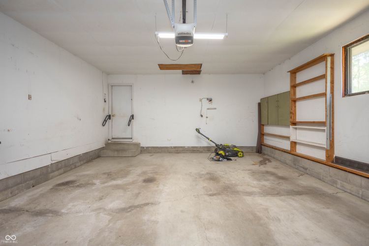 Listing Image 46