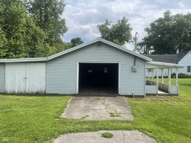 Listing Image 15