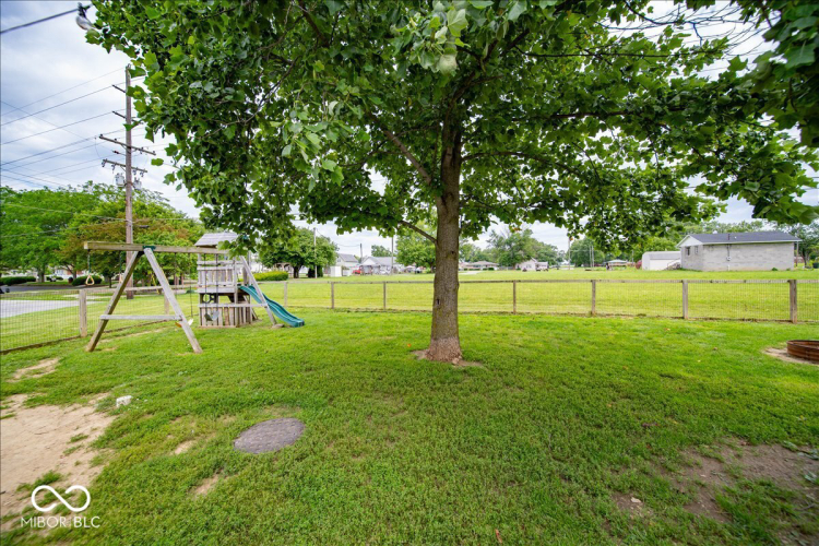 Listing Image 29