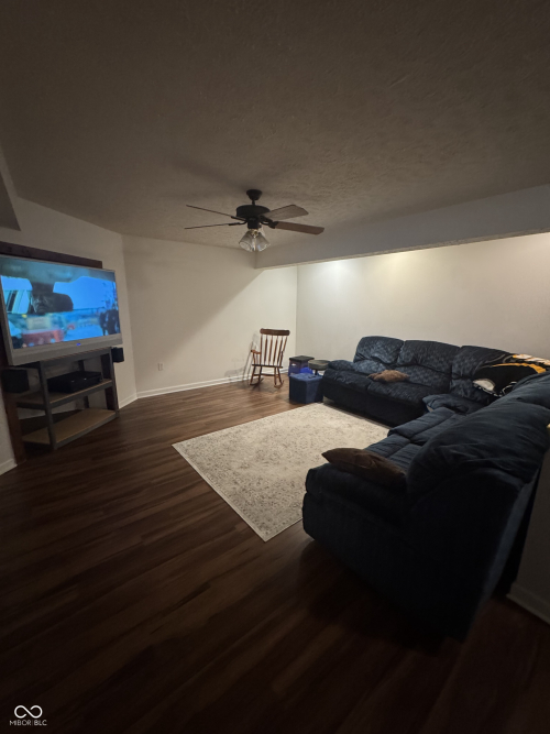 Listing Image 29