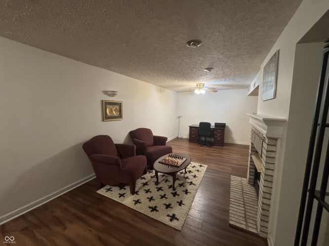Listing Image 32