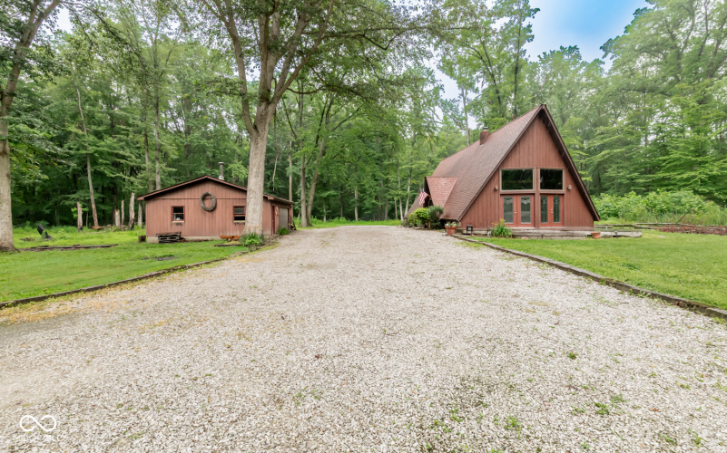 Listing Image 11
