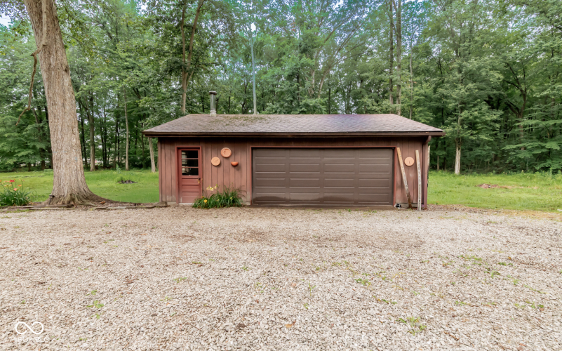 Listing Image 28