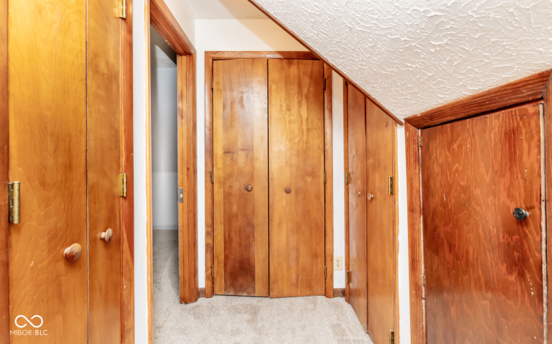 Listing Image 67