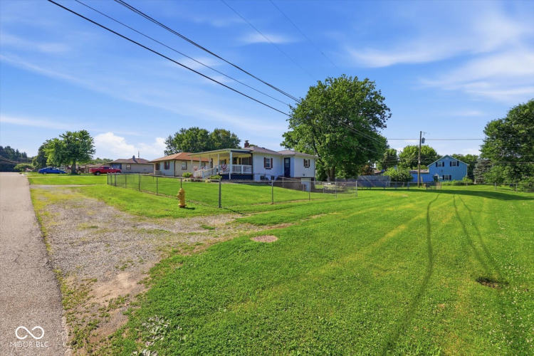 Listing Image 26