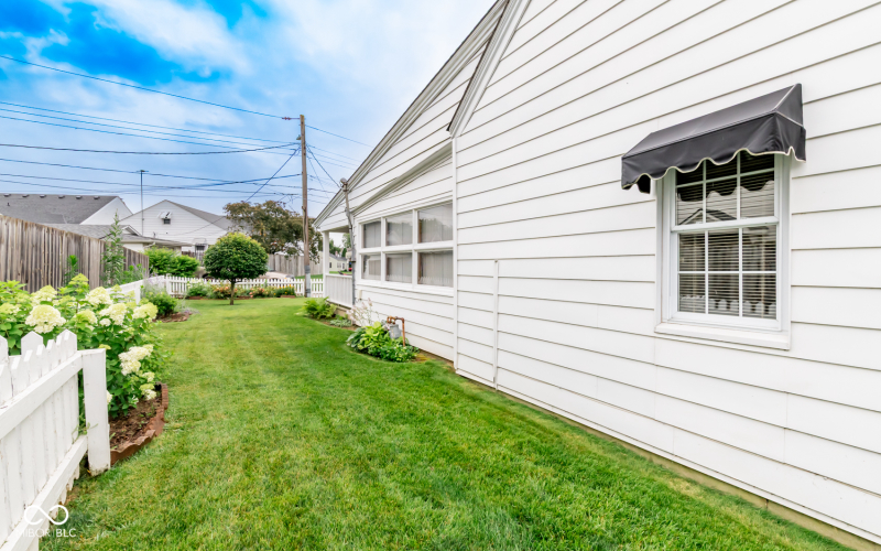 Listing Image 13