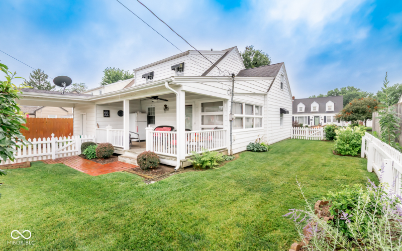 Listing Image 15