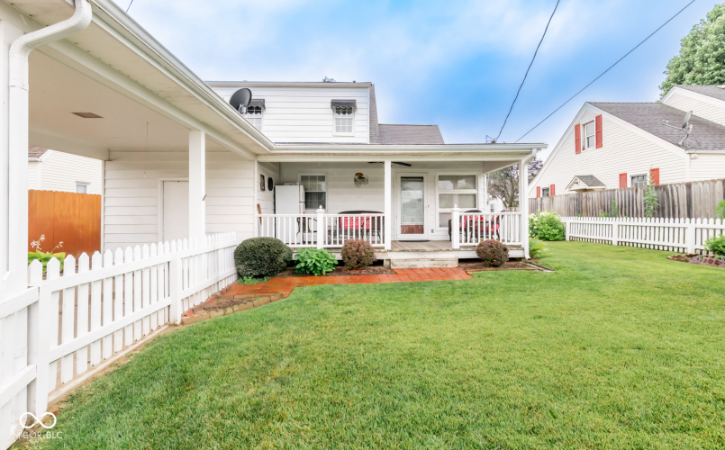 Listing Image 19
